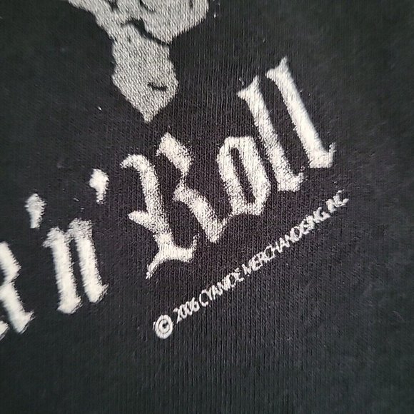 POISON Hardcore Rock 'N' Roll Skull & Crossbones Glitter T-Shirt Small 2006 - Picture 5 of 5